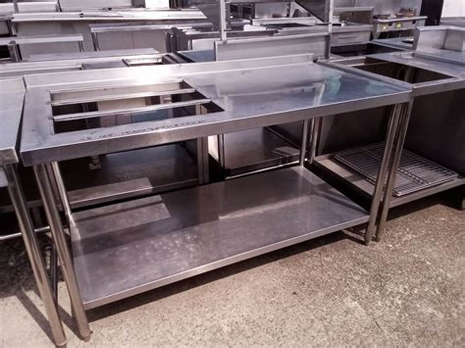 Loit amet, consectetur adipisicing elit. Itaque laudantium dignissimos tenetur eos unde quidellat officiiiosam neccom aliquid t, nihil!