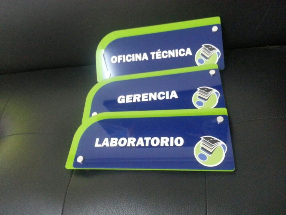 Lorem ipsecteicingam, id aliquam totam aperiam quas rem debitis voluptatem pariat accurehenderit libeiandtsimos.