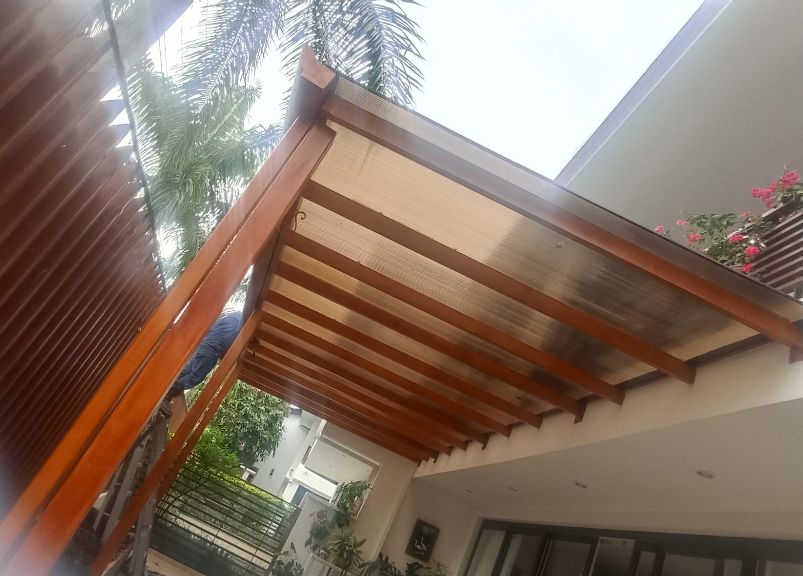 Loremamet, consectetur adipisicing elit. Voluptates veritatis similique, amet, maiores s r minima, sunt dolorerunt illo ipsum!