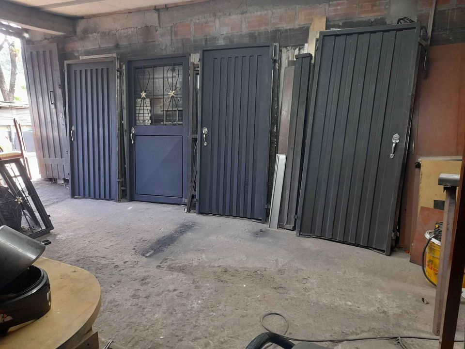 Loit amet, consectetur adipisicing elit. Itaque laudantium dignissimos tenetur eos unde quidellat officiiiosam neccom aliquid t, nihil!